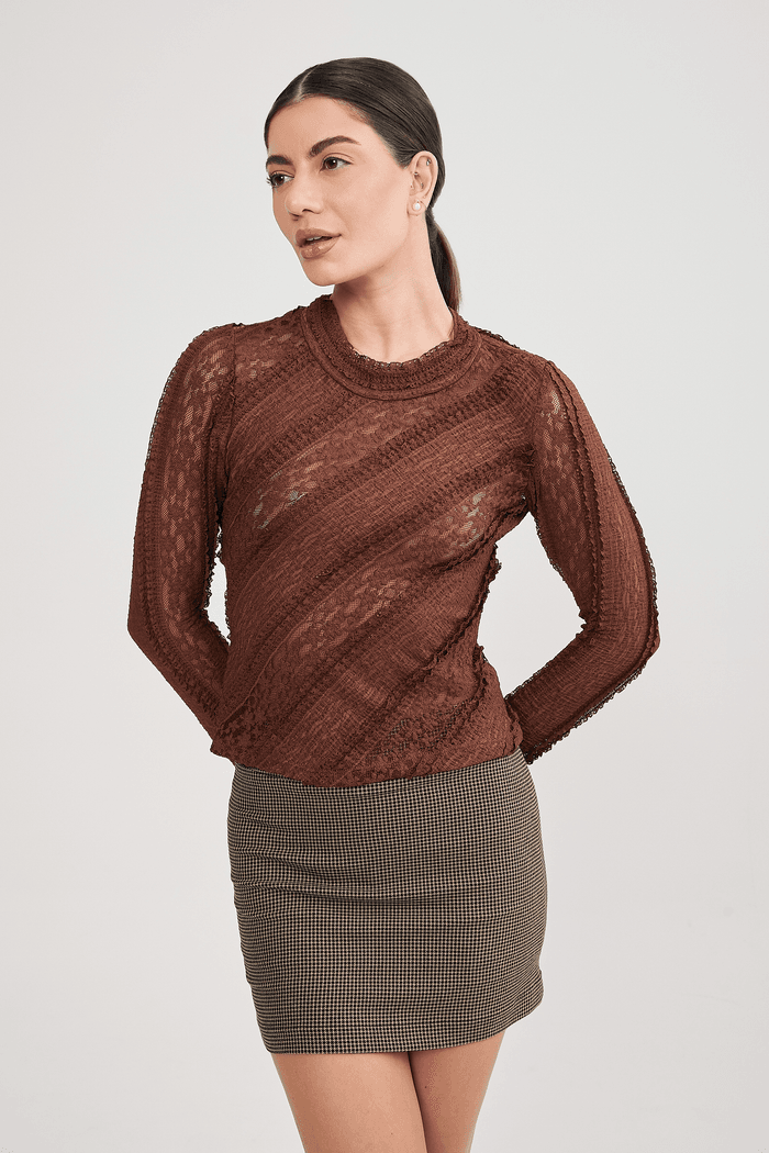 Top Emilia marrón